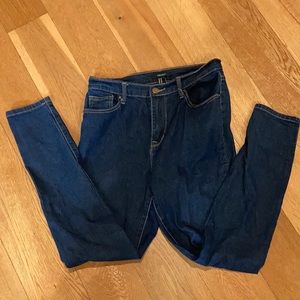 Forever 21 Jeans size 28 inseam 28